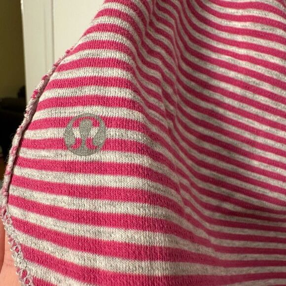 Lululemon Open Your Heart Reversible Long Sleeve Gray Pink Stripe GUC - Picture 8 of 12